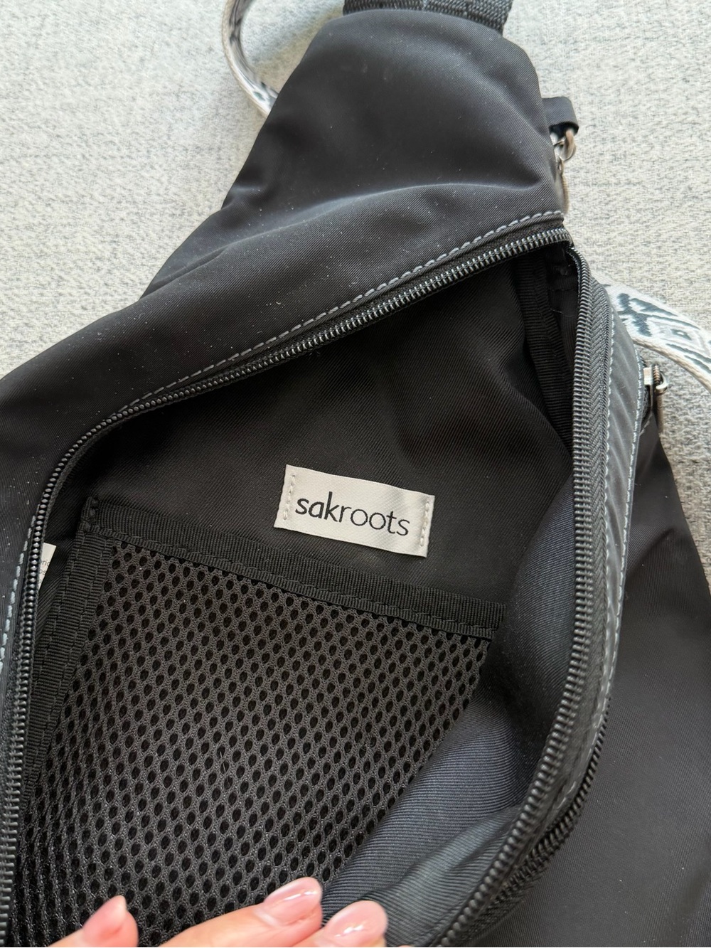 Black Sling Crossbody Bag - Minimal Everyday Carry - Picture 3 of 6